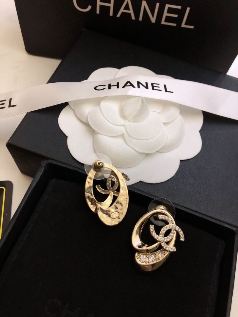 Ch**el earrings